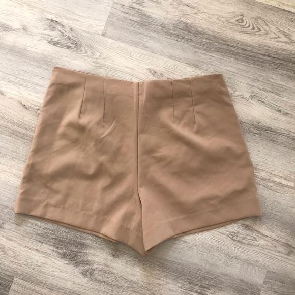 Women's High-Rise Tailored Shorts A New Day Size 14 NWOT - Picture 7 of 8